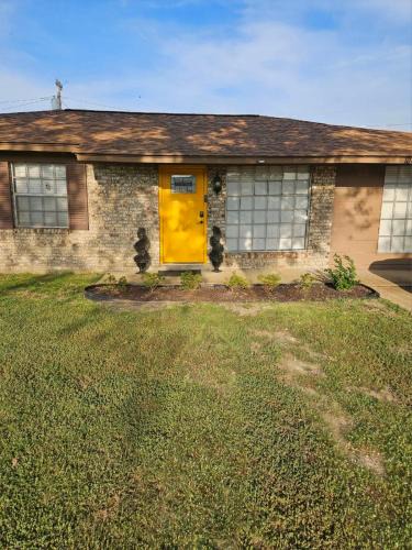 Clarksdale House | Delta Dream Retreat (Entire Home)