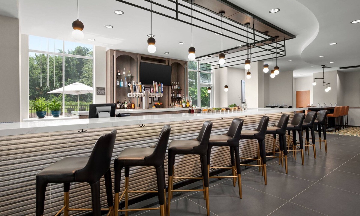 Colonial Heights Hotel | Delta Hotels by Marriott Colonial Heights