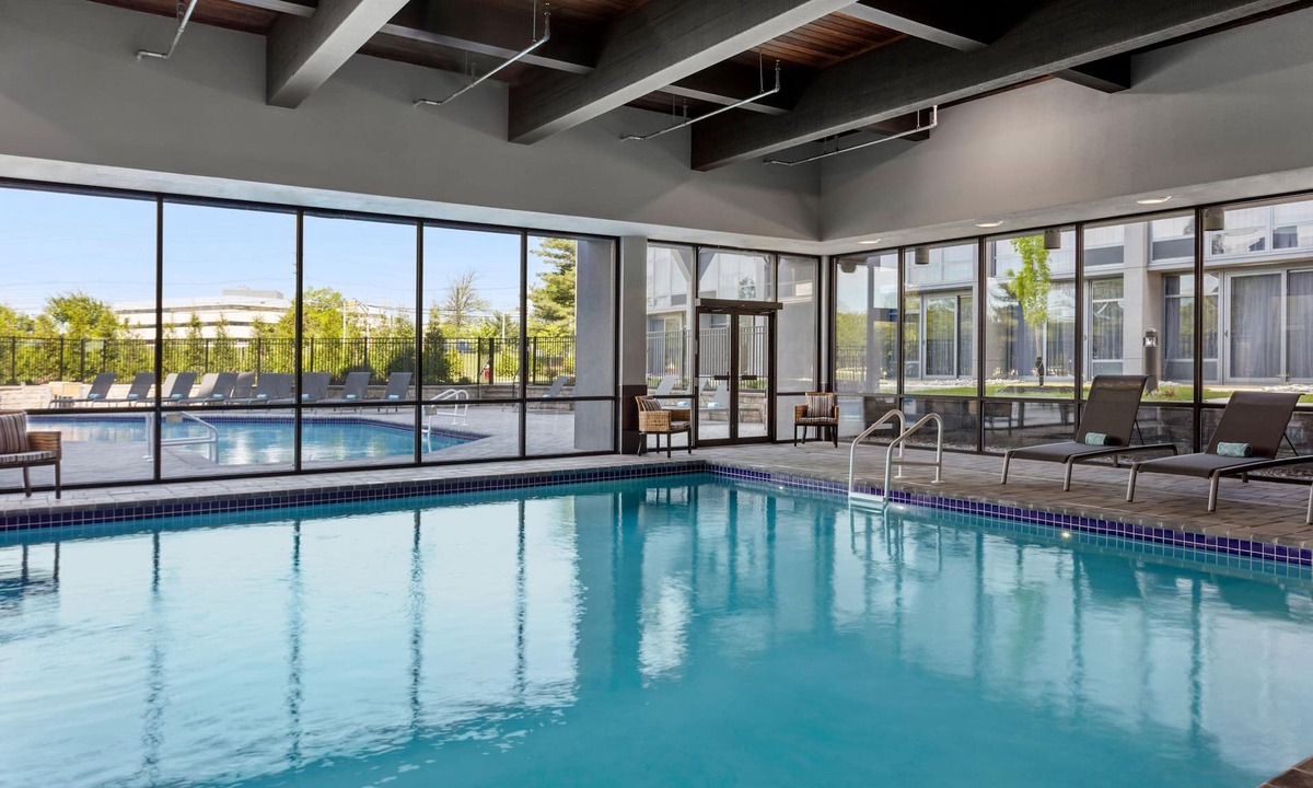 Somerset Hotel | Delta Hotels by Marriott Somerset