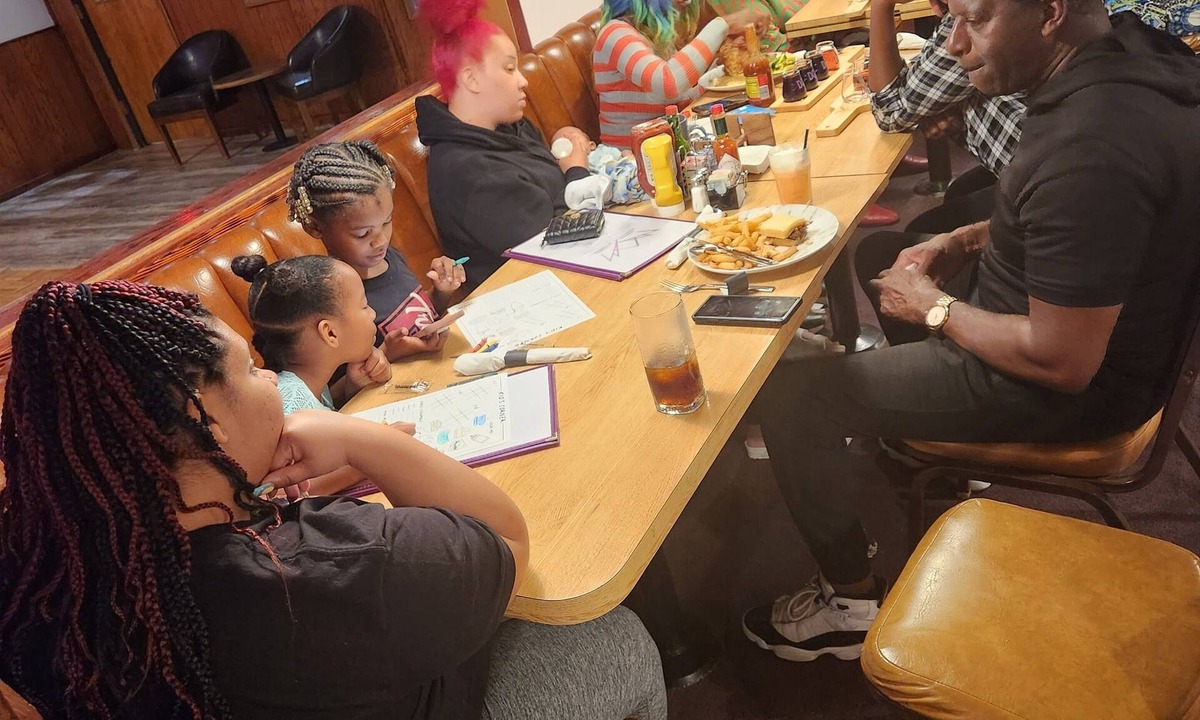 Isleton Hotel | Delta Queen Lodge Bar Restaurant