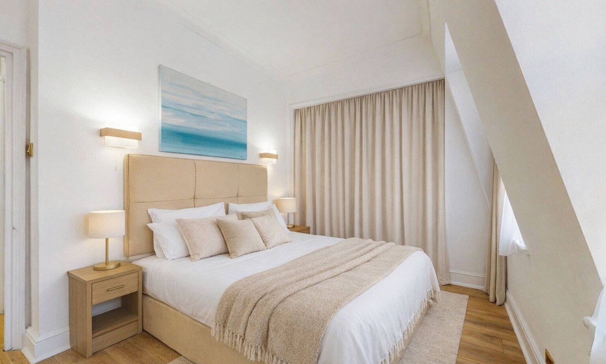 Mayfair Apartment | Deluxe 2 bedroom apartment