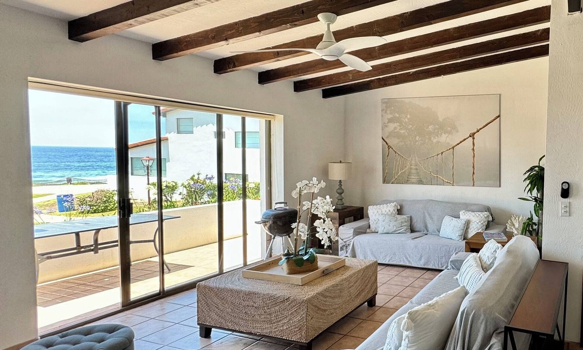 La Paloma Villa | DELUXE 3 Bedroom, 2 Ba Ocean View Villa.