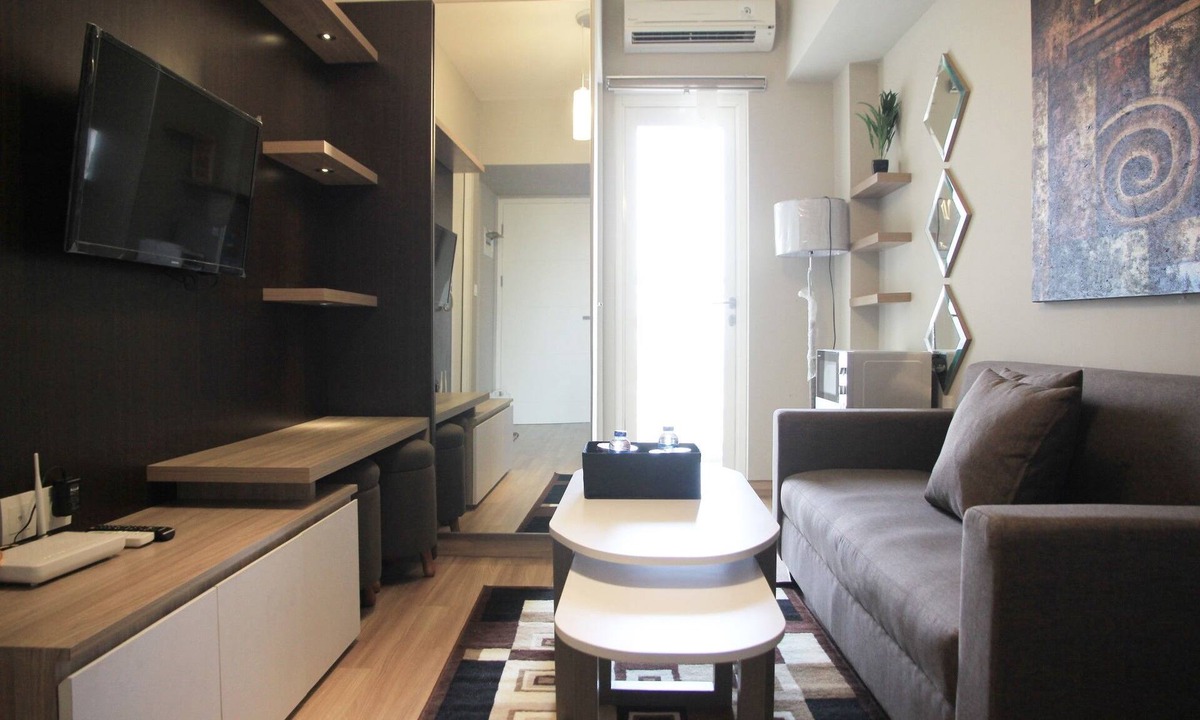 Bekasi Apartment | Deluxe and Comfortable The Springlake Summarecon Apartment