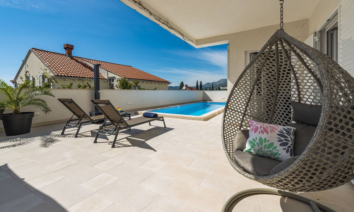 Cavtat Apartment | Deluxe Apartment Unique-With Private Heated Pool
