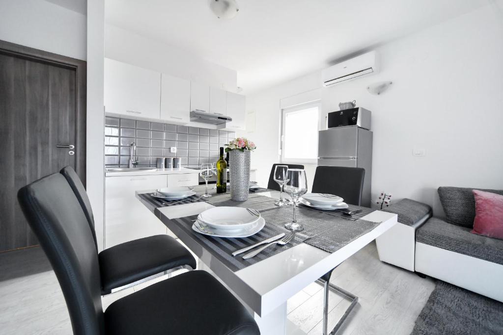 Sukosan Apartment | Deluxe Apartments Franić