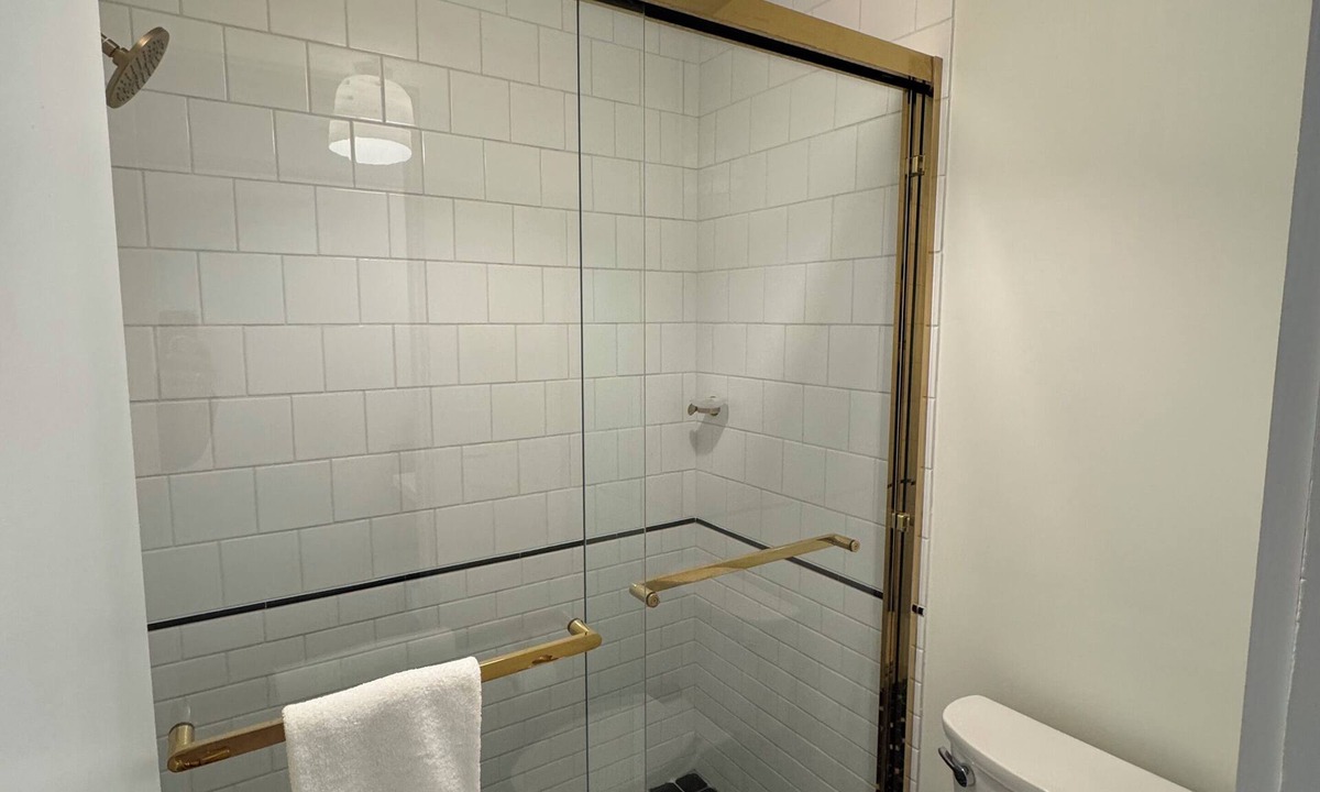 Lake Placid House | Deluxe Double King - DDK