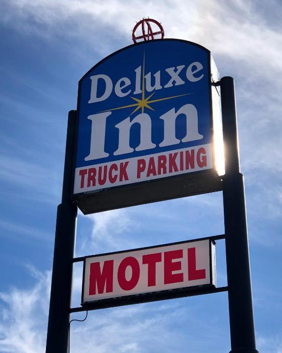 Socorro Hotel | Deluxe Inn Motel