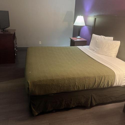 Bossier City Hotel | Deluxe inn