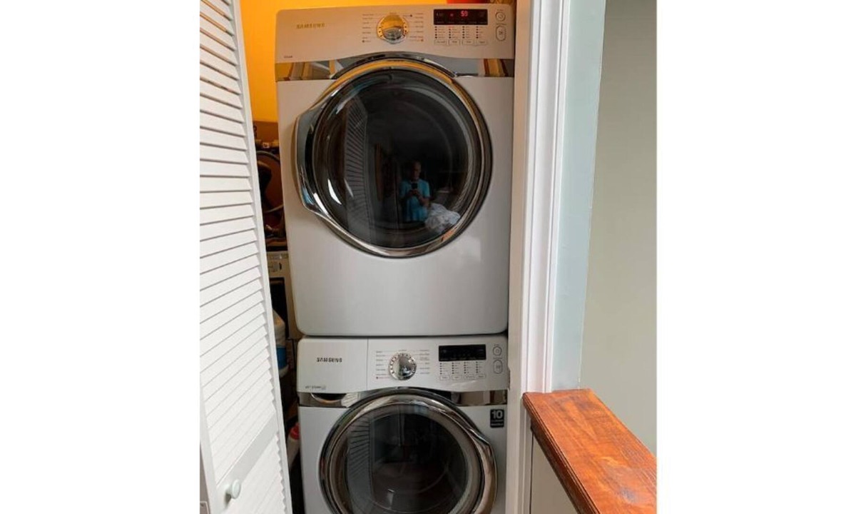 Carbondale Condo | Deluxe large 1,800sf Townhouse with large deck.
