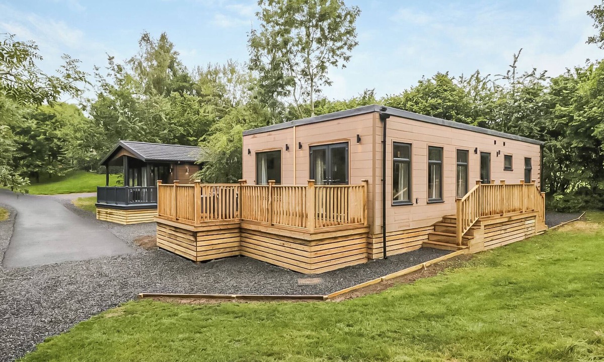 Allithwaite Ski Chalet | Deluxe lodge designed with luxury in mind.