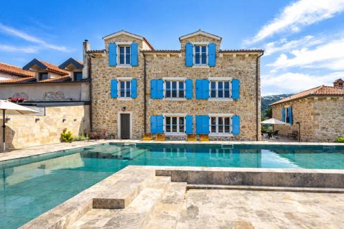 Mundanije Villa | Deluxe Nature Resort Galovi Dvori