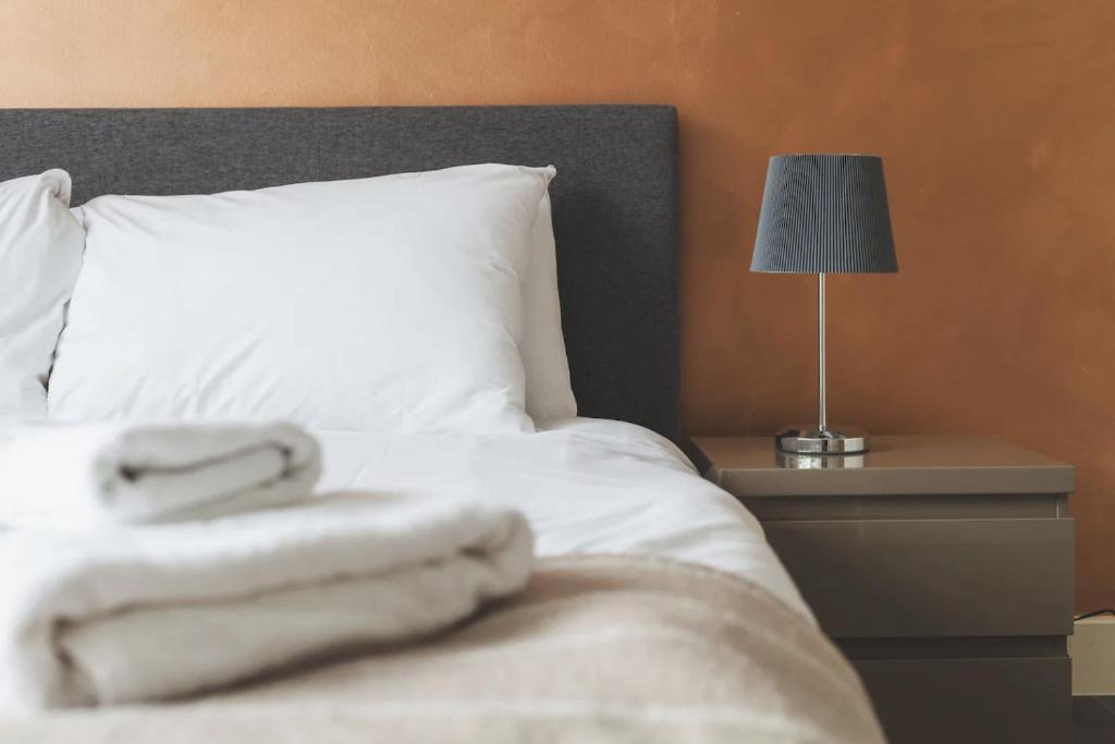 Royal Docks Apartment | Deluxe Serviced Two Bed Apartment