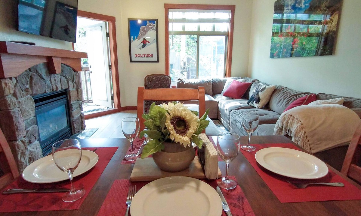 Salt Lake Mountain Resorts Condo | Deluxe Solitude Ski in/out 2bed/2bath Condo