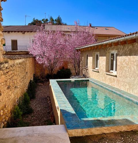 Castillejo de Robledo House | DeMaJia. Casa entera: en Castillejo de Robledo