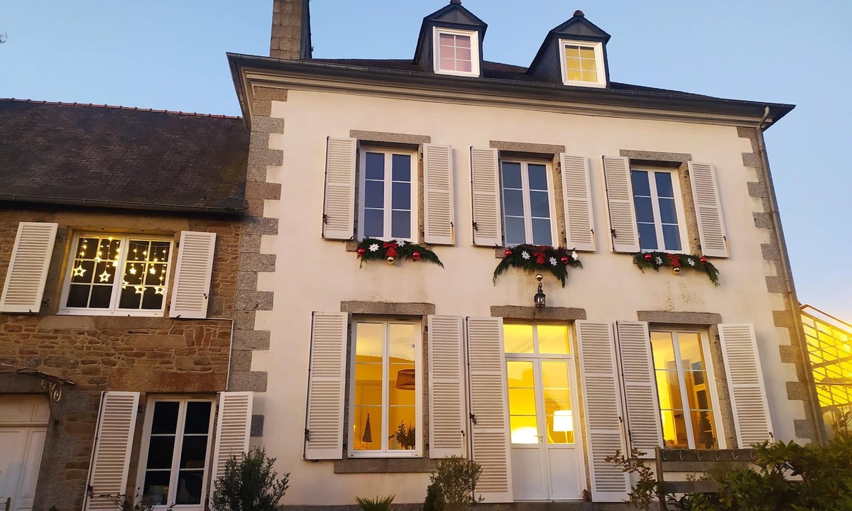 Quintin Villa | Demeure de cité de caractére