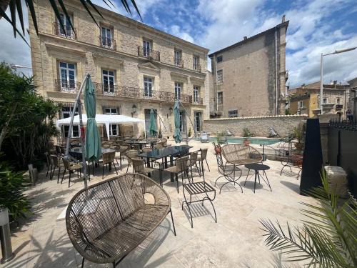 Neffies House | Demeure Sainte Clotilde, événementiel et chambres d'hôtes à Neffies