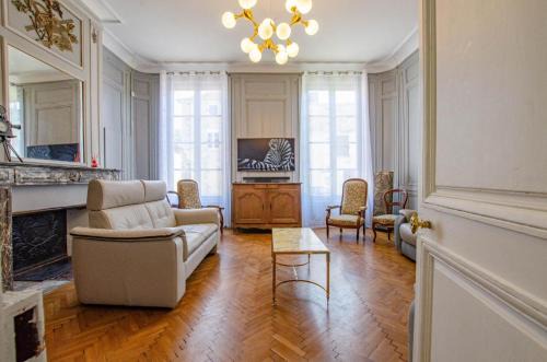 Brienne-le-Chateau House | Demeures des grands lacs de champagne