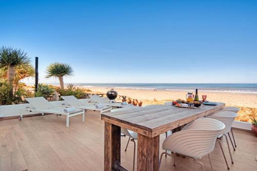 Les Deveses House | Denia Beach Lodge