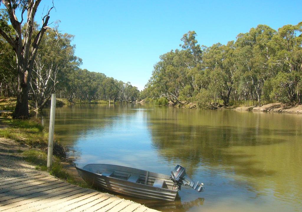 Deniliquin Resort | Deniliquin Riverside Caravan Park