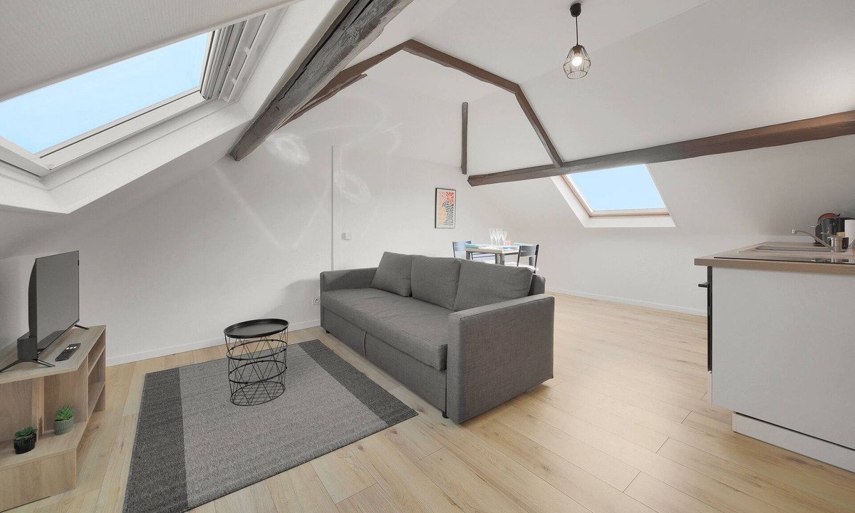 Caudry Apartment | Dentelle - Studio Apartment, Sleeps 2