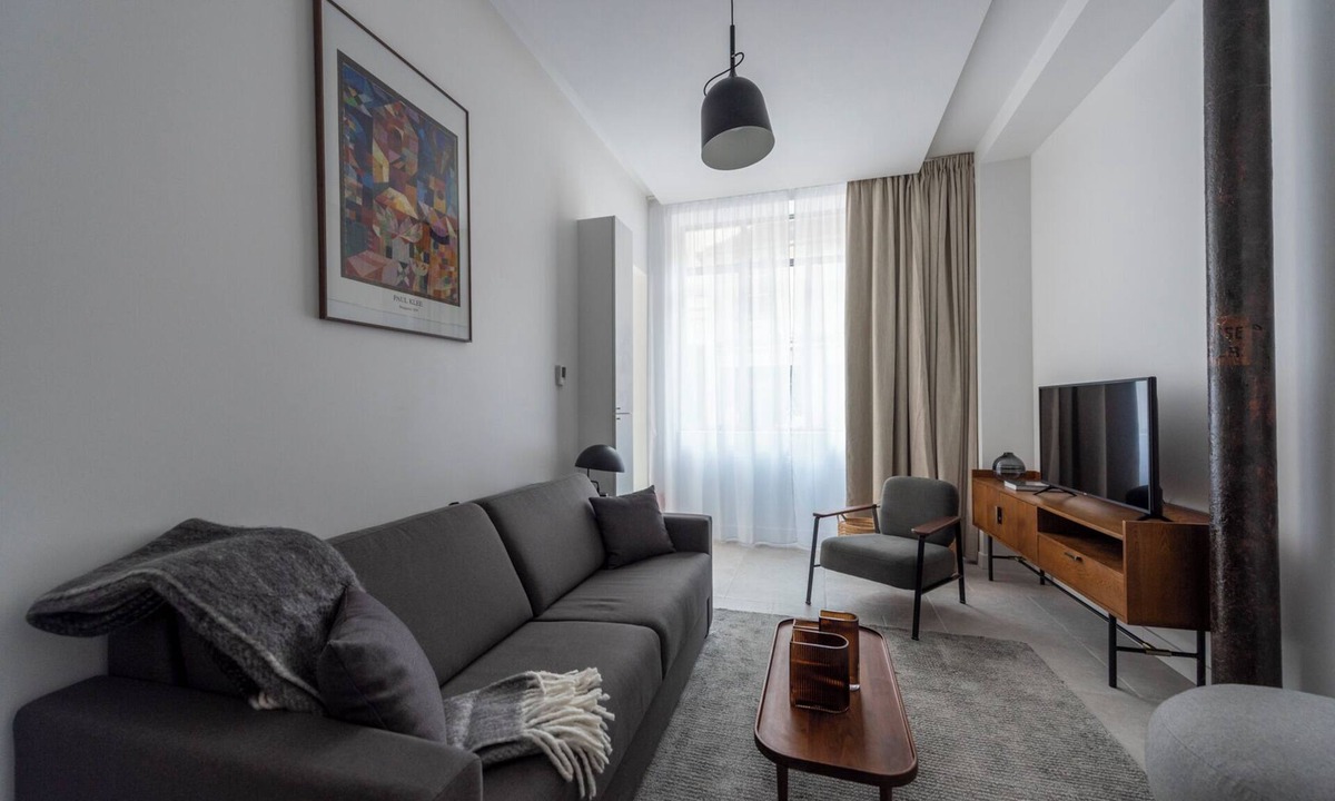 Arsenal Apartment | Denver, 1BR/1BA, 4 people