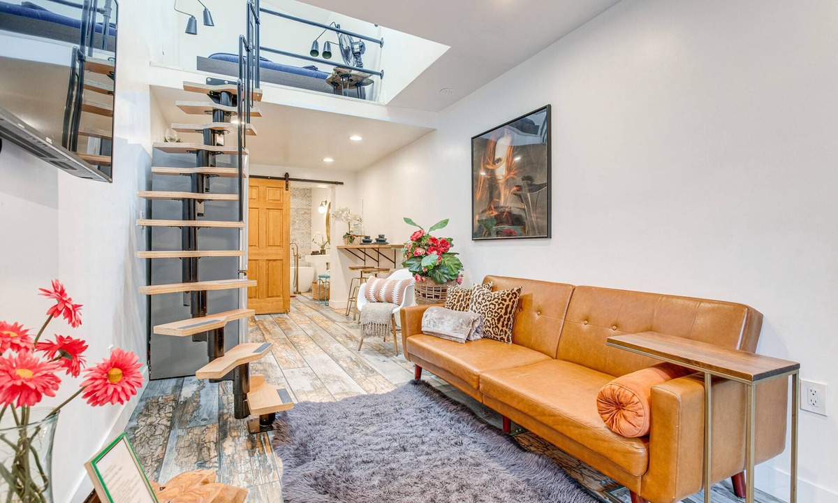 City Park West Apartment | Denver Tiny House: Walk to Cafes, Bars, Eateries!