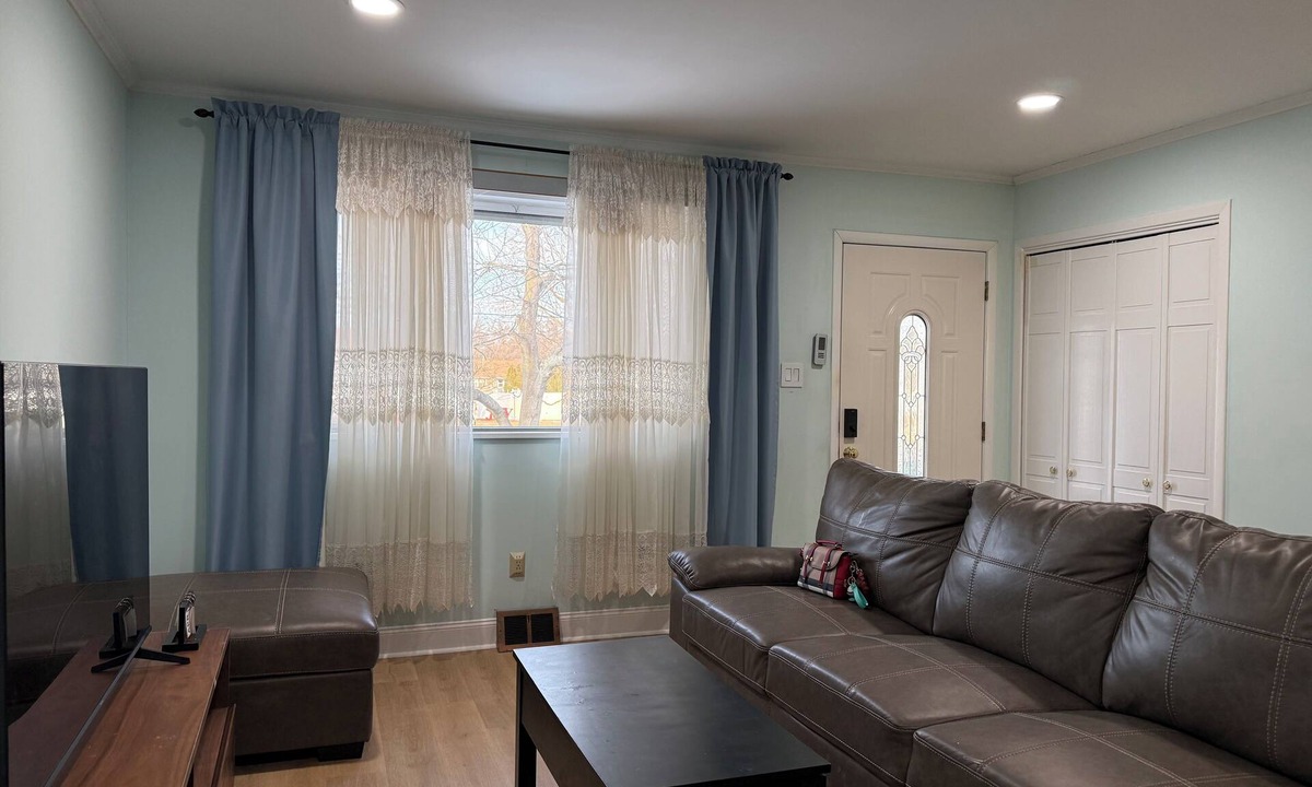 Runnemede House | Deptford Retreat