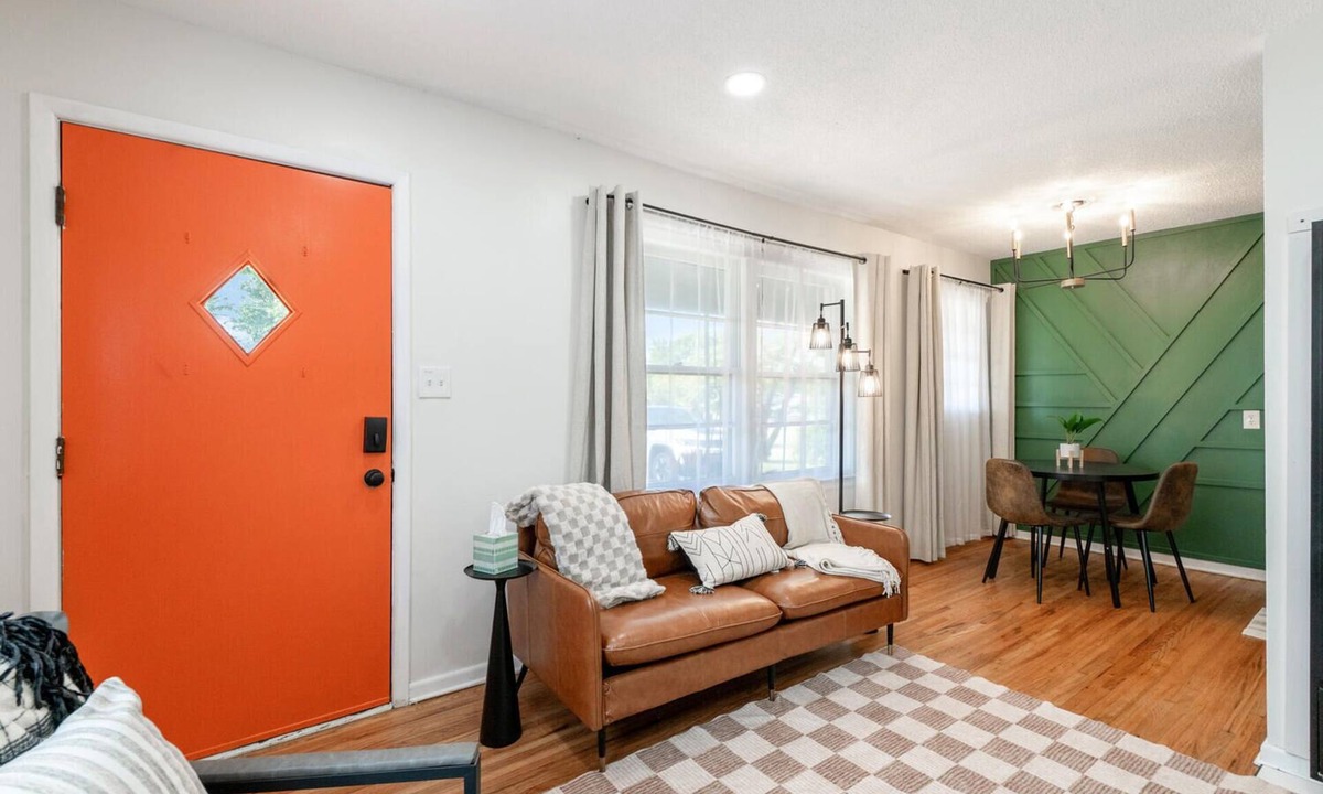 Derby House | Derby Dream! Cozy King - near Park