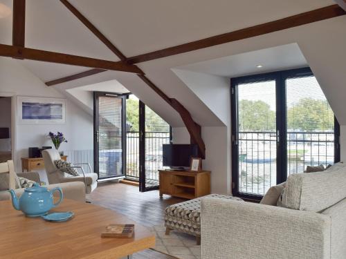 Beccles House | Derby's Loft