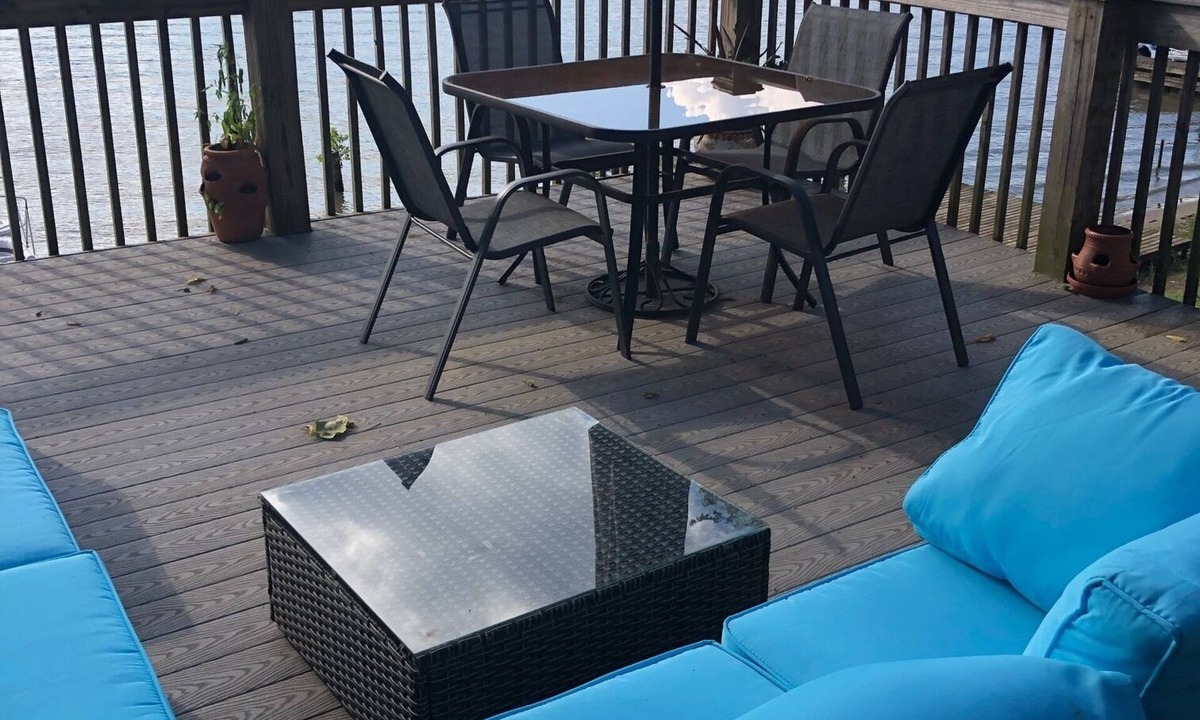 Prospect Apartment | Derby Winner Pad/3-bedroom Apartment/Beautiful Prospect Riverfront