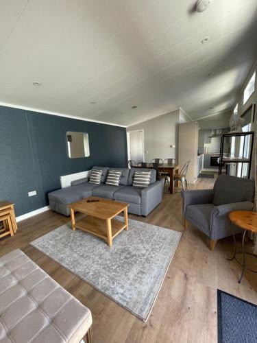 Aberystwyth Resort | Derw View Green Lodge