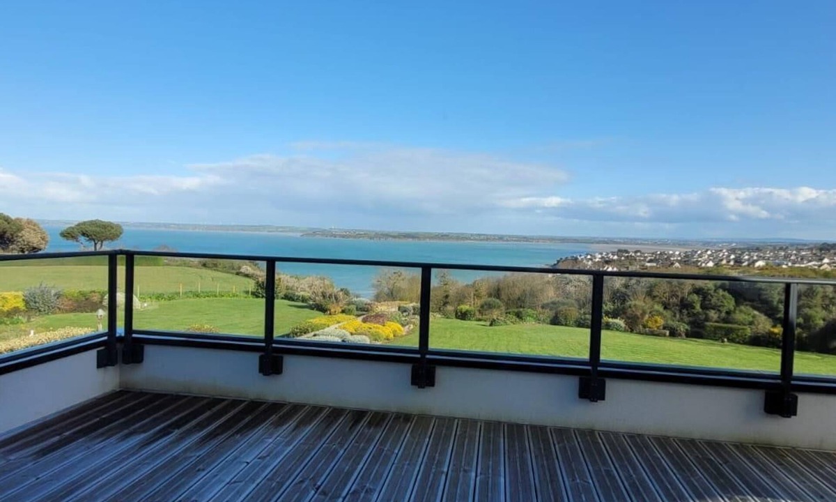 Plerin House | des Faudours - Plerin