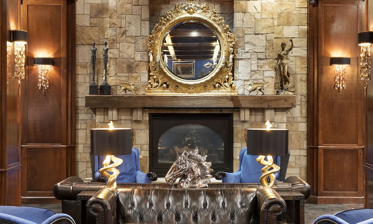 Downtown Des Moines Hotel | Des Lux Hotel