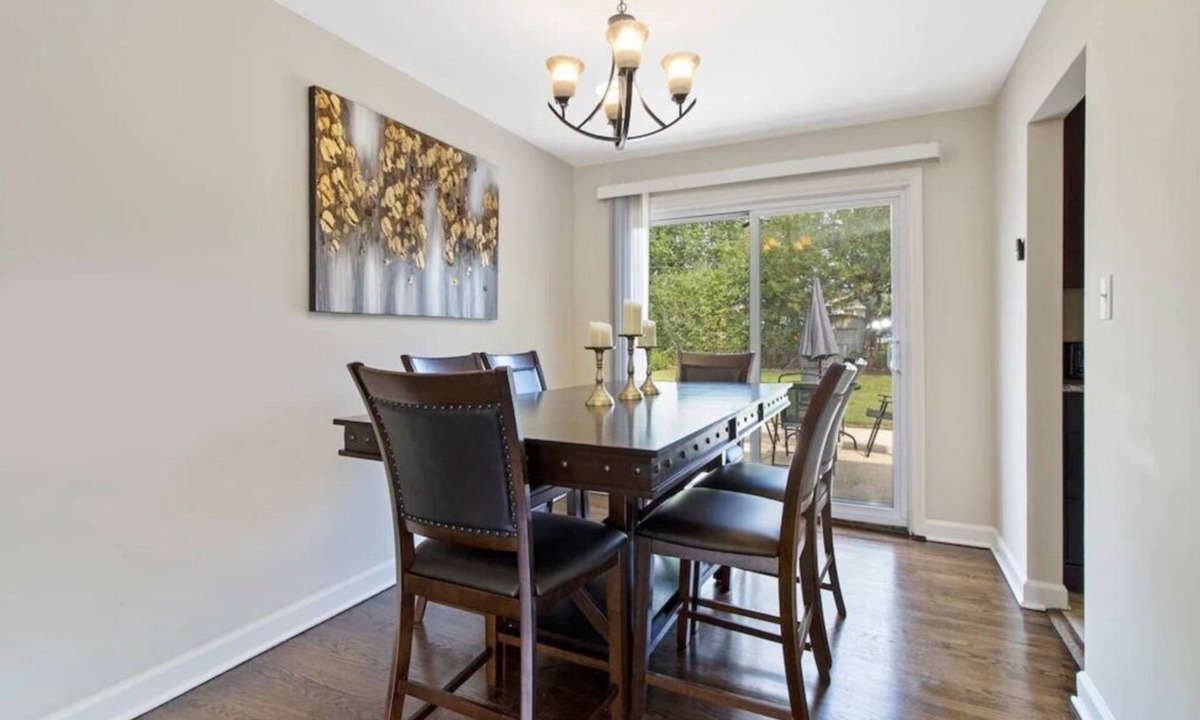Des Plaines House | Des Plaines FHS Rental