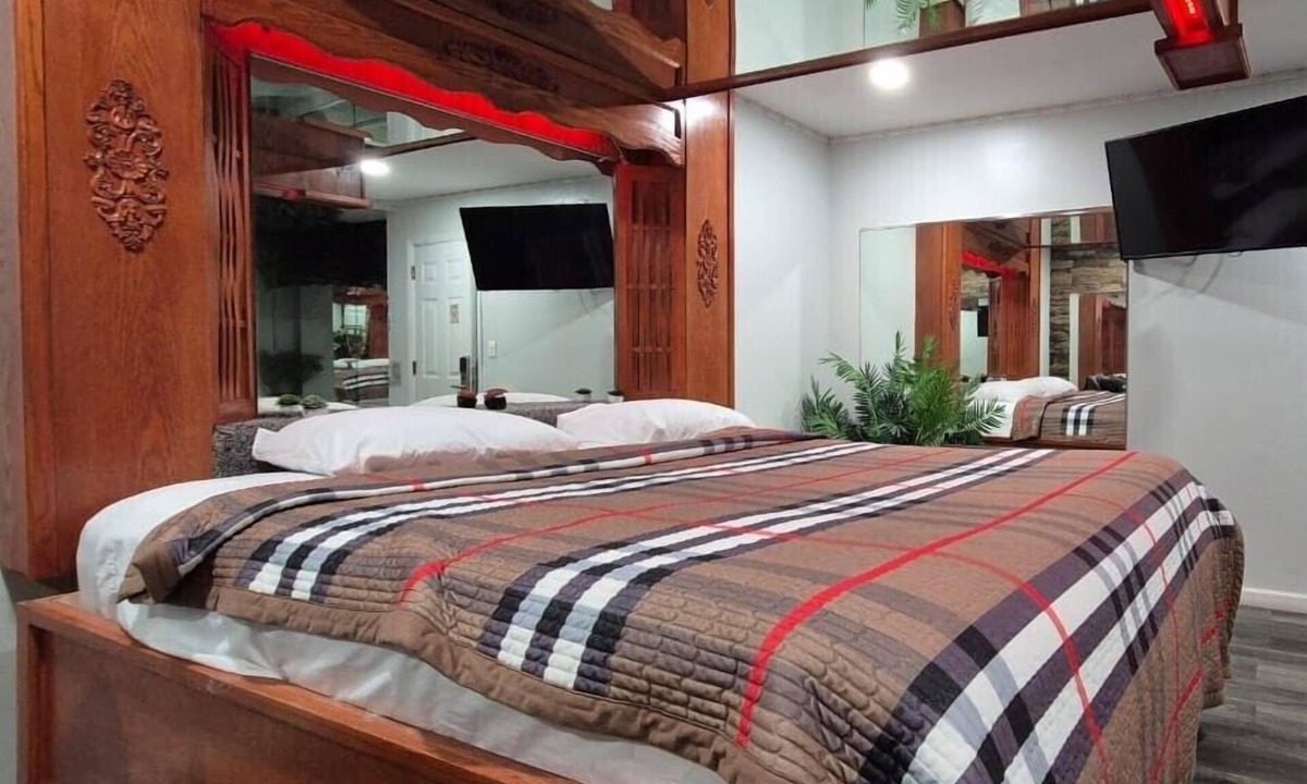 Des Plaines Hotel | Des Plaines Motel By OYO O'Hare Airport Chicago