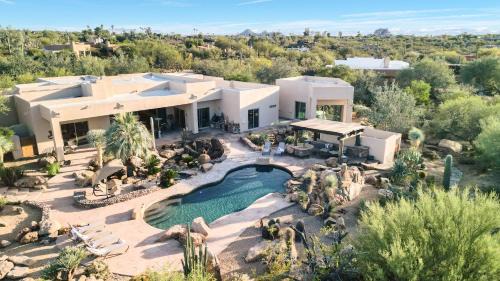 Carefree House | Desert Cascade by AvantStay