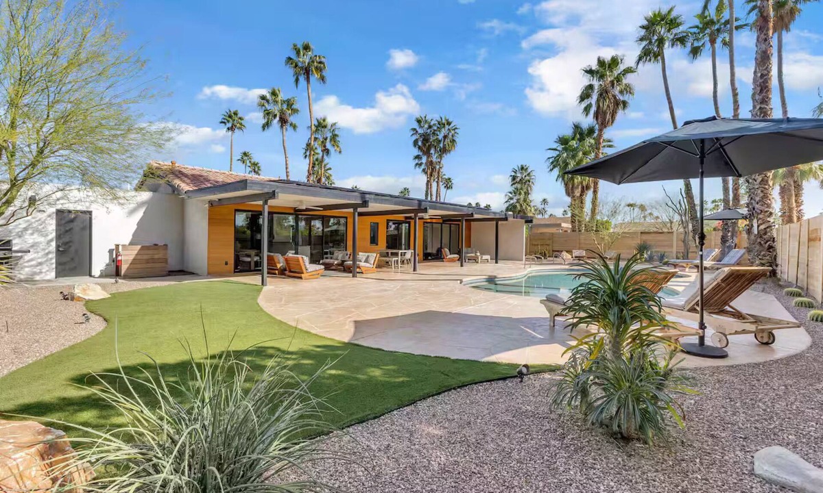 Racquet Club Estates House | Desert Escape- Pool, Spa & Mountain Views