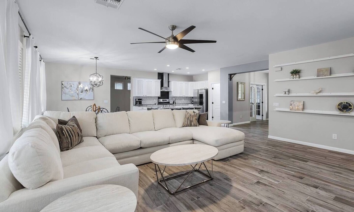 Cortina House | Desert Get away 4 Bed- w/Pool
