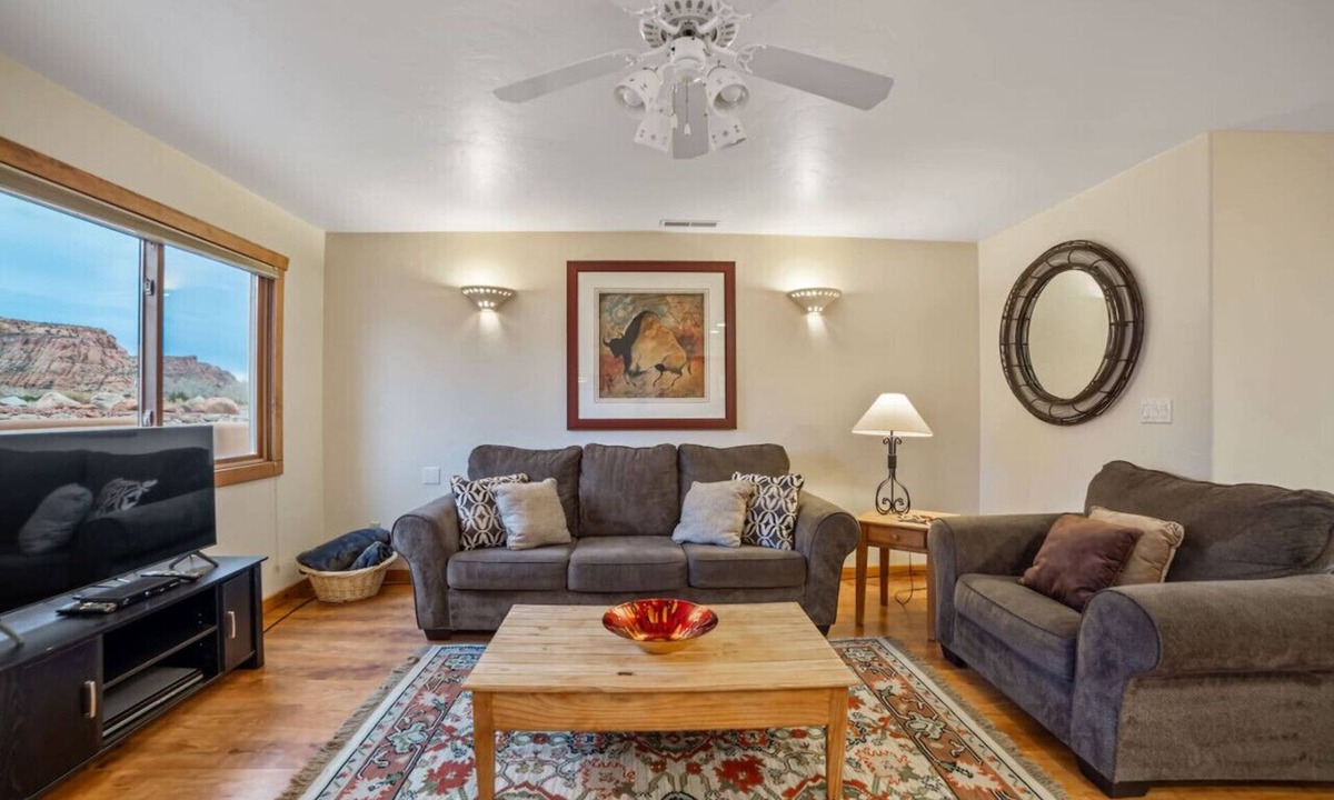 Moab South Valley Condo | Desert Golf Escape - Three Master Suites