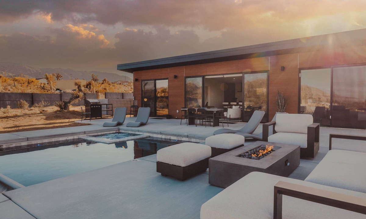 Joshua Tree House | Desert Haus - Pool, Spa, Firepit & Mountain Views