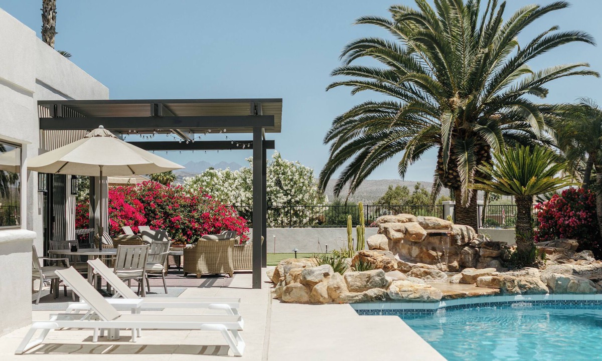 Rio Verde House | Desert Oasis on Rio Verde Golf Course with baja pool, spa & putting green