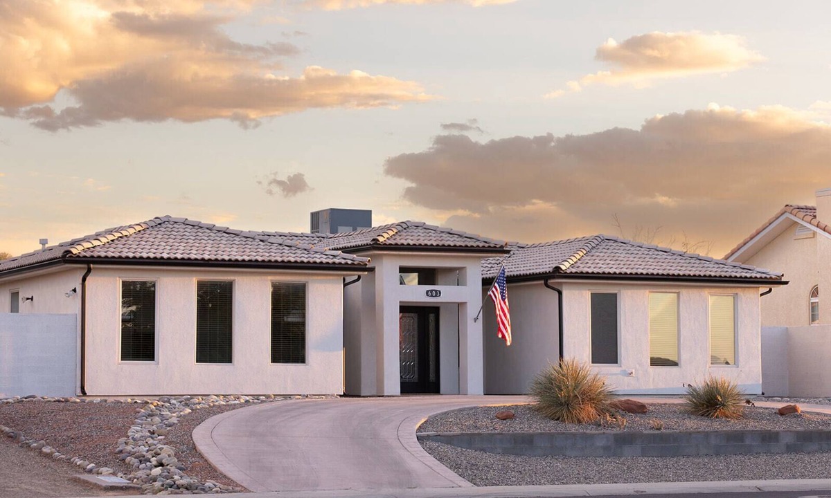 Page House | Desert Ranch House