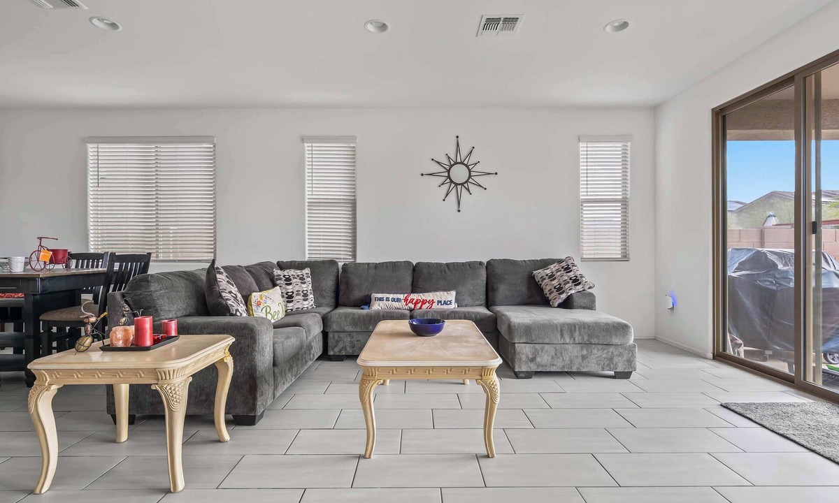 Tucson House | Desert Retreat in Vail | Gateway to Colossal Cave & Parks