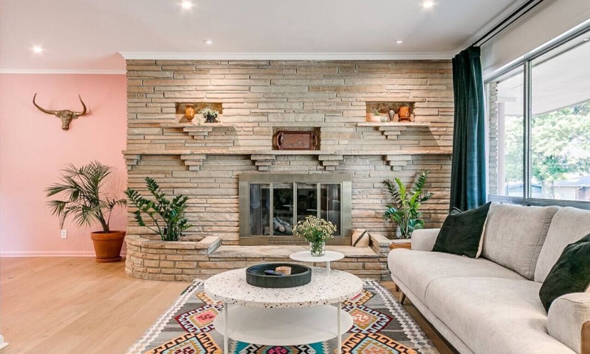 Wedgwood House | Desert Rose: 1950s southwest modern home