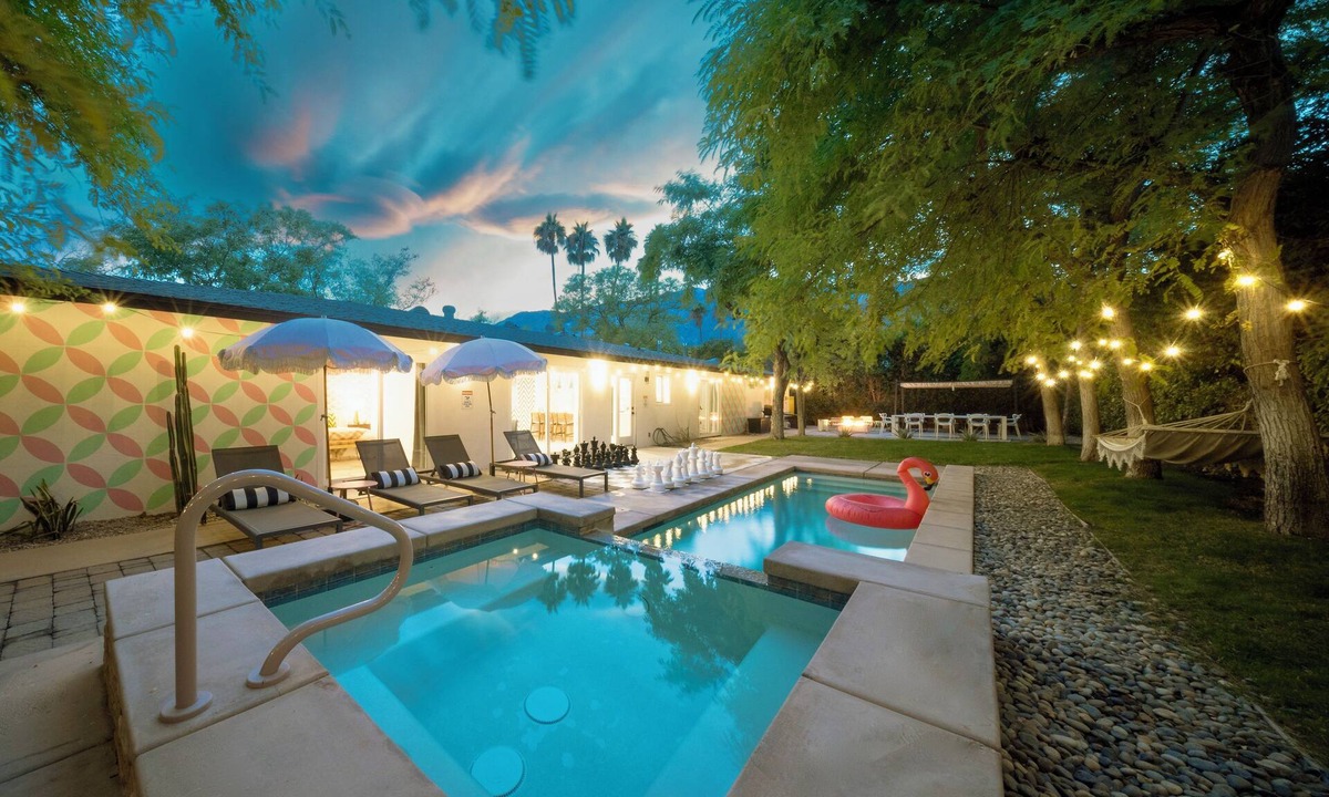 Uptown Design District House | Desert Vibes Awaits You!