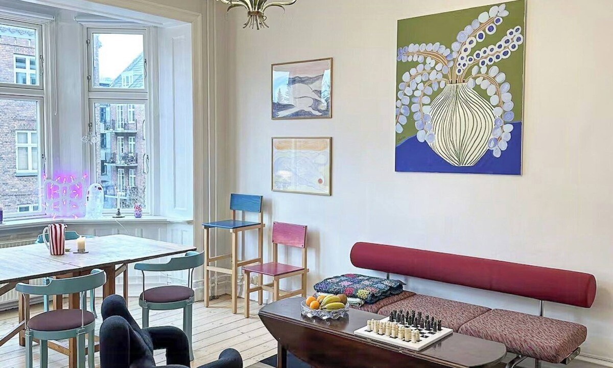 København N Apartment | Design flat with stucco in central Nørrebro
