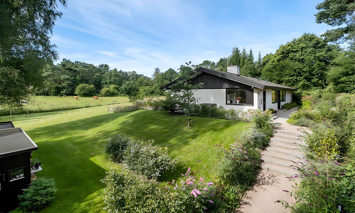Hornbaek House | Design-led nature retreat, near Hornbæk beach
