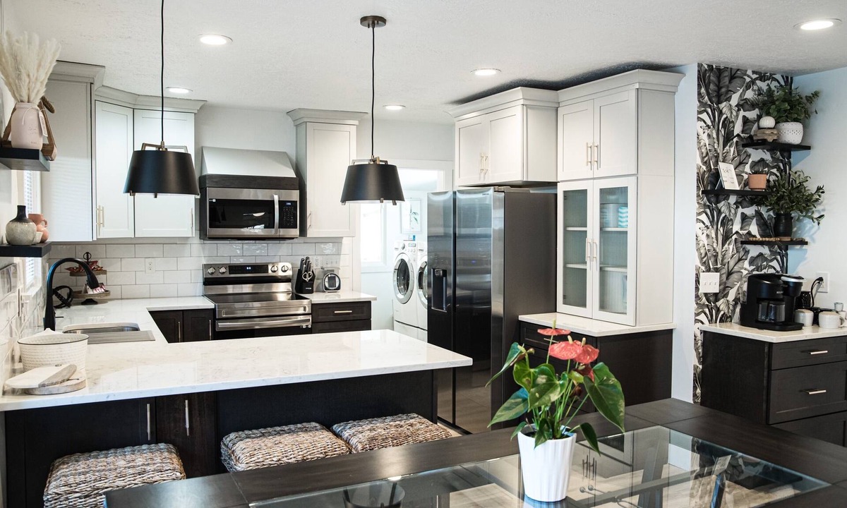 Ogden House | Designed Comfort, Entire Home Three bedrooms, three bathrooms, Downtown 2 mi.