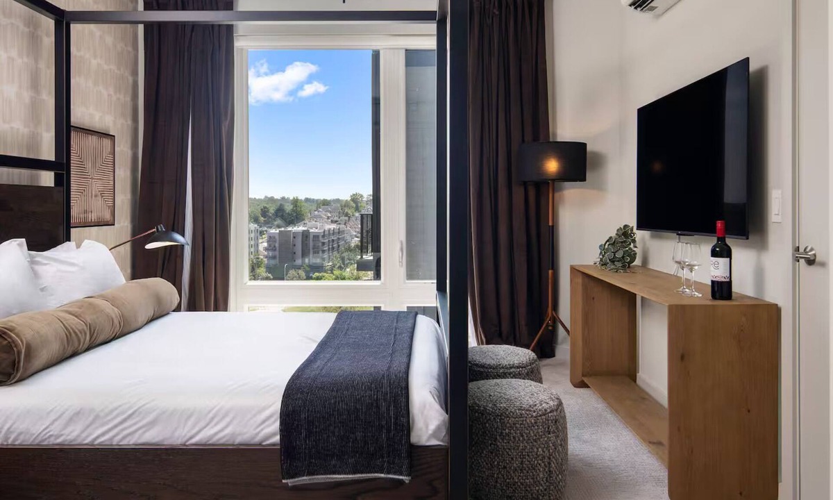 White Plains Apartment | Designer 1BR | Gym, Parking