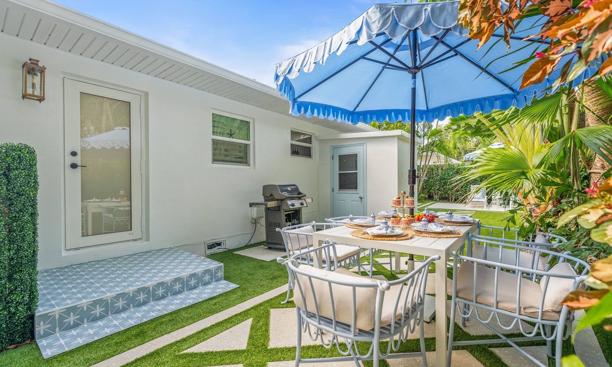 Ocean Ridge House | Designer 2BR 5 Homes to Beach Coastal Luxe